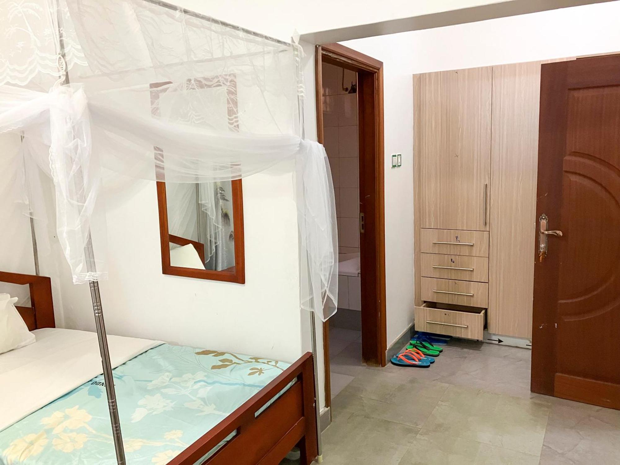 Hendo Hotel エンテベ エクステリア 写真