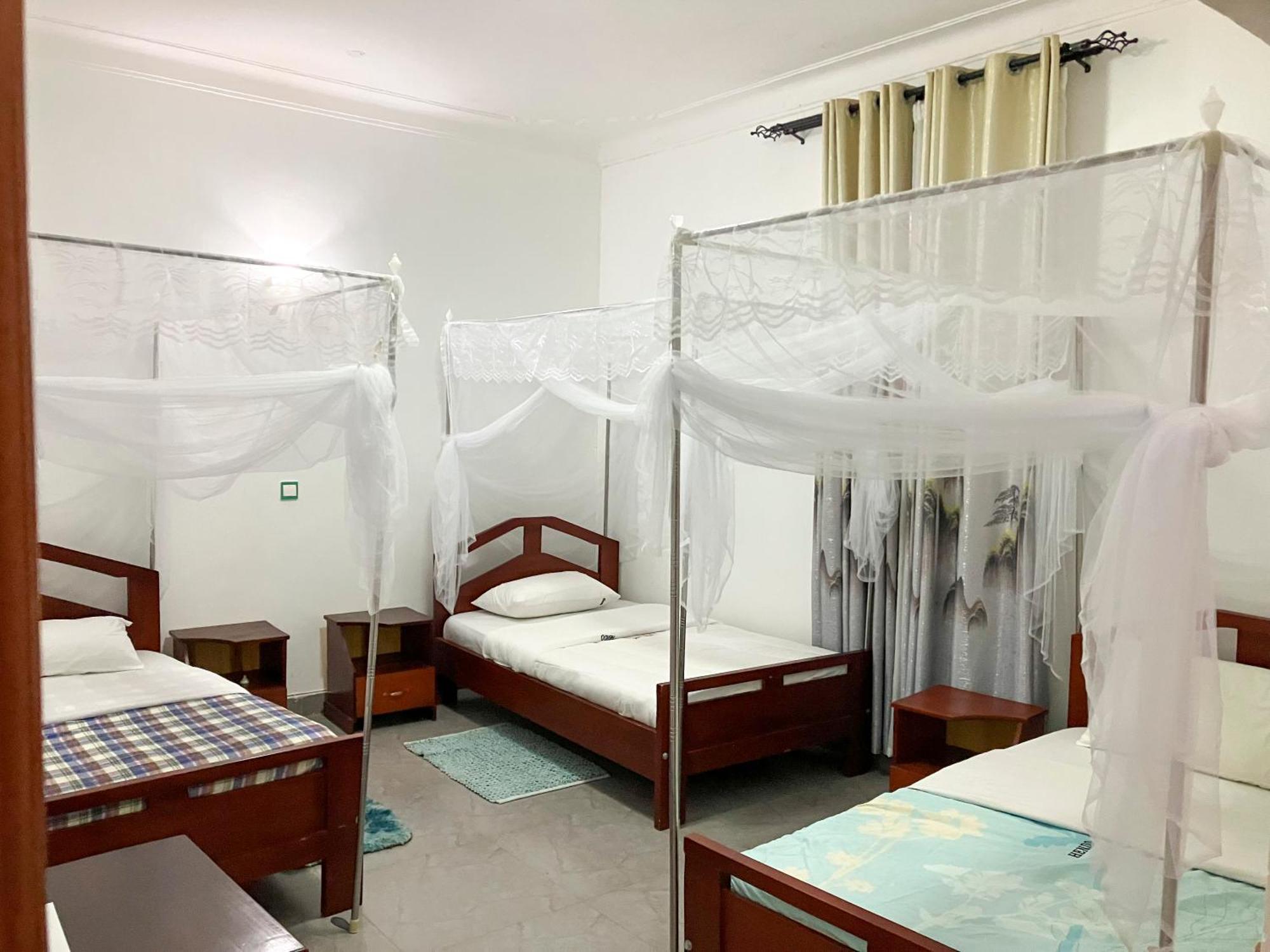 Hendo Hotel エンテベ エクステリア 写真