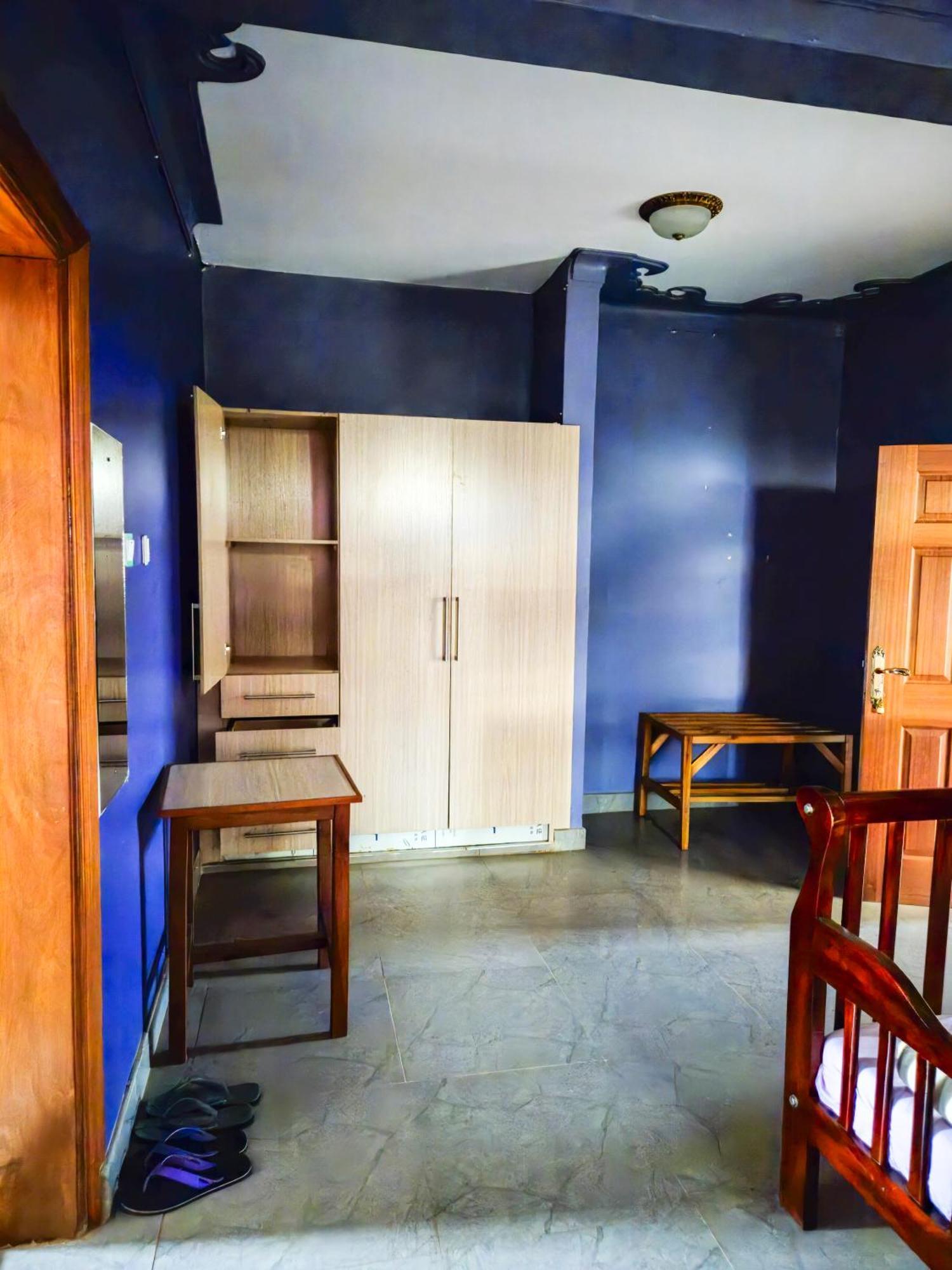 Hendo Hotel エンテベ エクステリア 写真